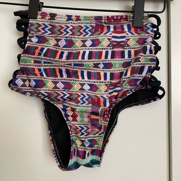 Roxy Cuba 🇨🇺 bikini xsmall high waisted - Picture 10 of 10